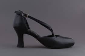 Women's dance shoe