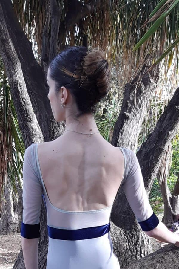 Body danza in rete e velluto