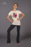 T- Shirt con disegno cane danzante